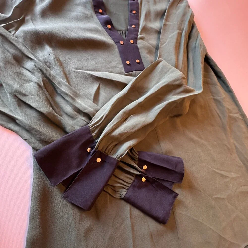 VTG Tory Burch Blouse Size 4 Sheer Green Silk Black Trim Gold Stud Detail